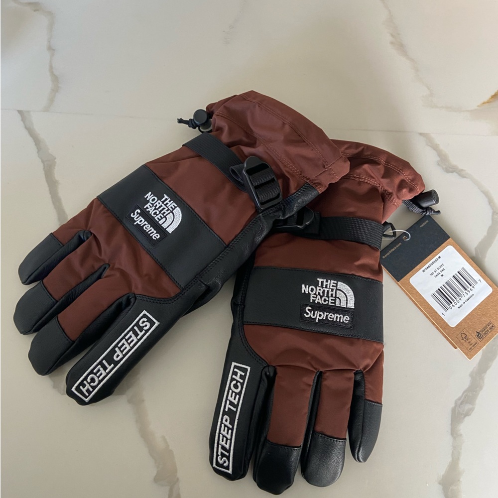 SUPREME X THE NORTH FACE • Tnf Steep Tech brown glove size M